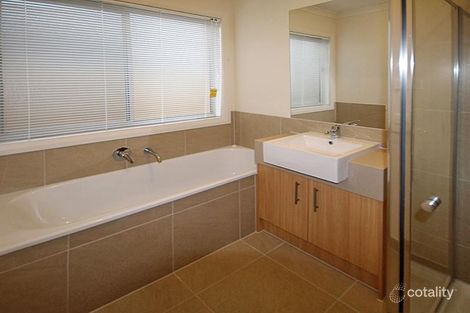 Property photo of 5 Hayward Street Point Cook VIC 3030