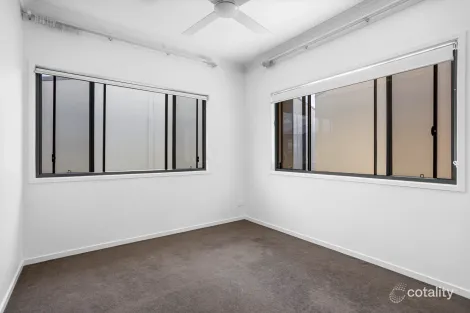 Property photo of 25/1 Lyra Avenue Hope Island QLD 4212