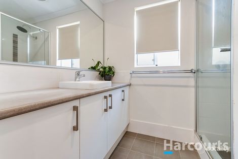 Property photo of 19 Potoroo Street Banksia Grove WA 6031