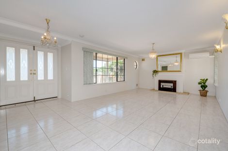Property photo of 10 Quayside Mews Hillarys WA 6025