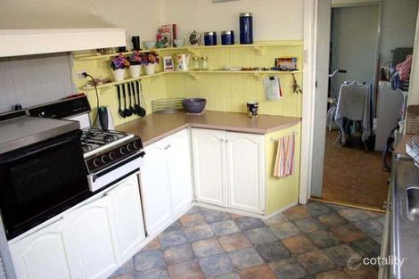 Property photo of 41 Dearing Avenue Cranbourne VIC 3977