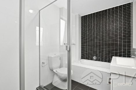 Property photo of 32/47-53 Lydbrook Street Westmead NSW 2145