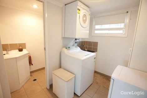 7 Pemberton St, Tarragindi, QLD 4121