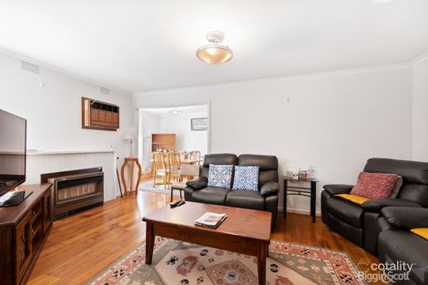 Property photo of 22 Linoak Avenue Lalor VIC 3075