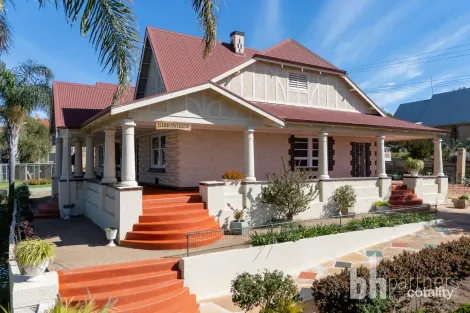 2 Adelaide Rd, Mannum, SA 5238