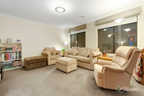 Property photo of 10 Park Valley Crescent Langwarrin VIC 3910