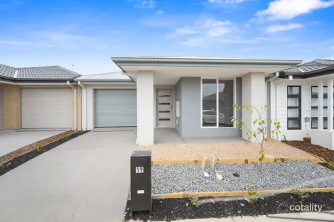 19 Todra Cres, Clyde, VIC 3978
