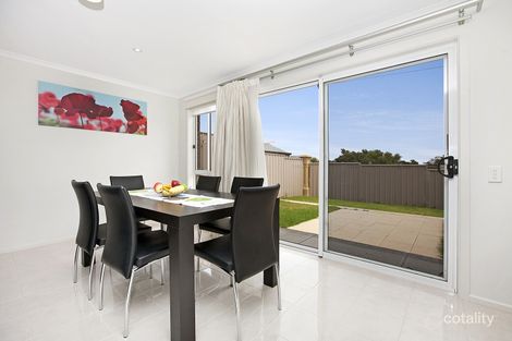 Property photo of 2 Parri Link Noarlunga Downs SA 5168