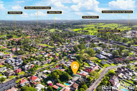 Property photo of 21 Chesham Parade Glenfield NSW 2167