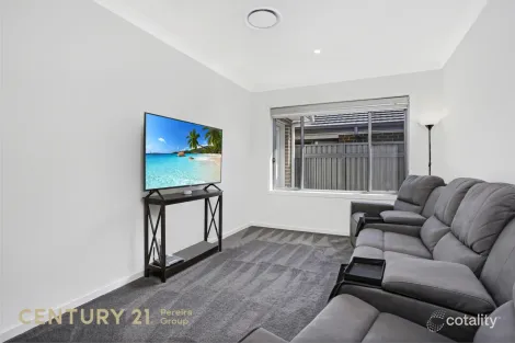 Property photo of 17 Goodluck Circuit Cobbitty NSW 2570