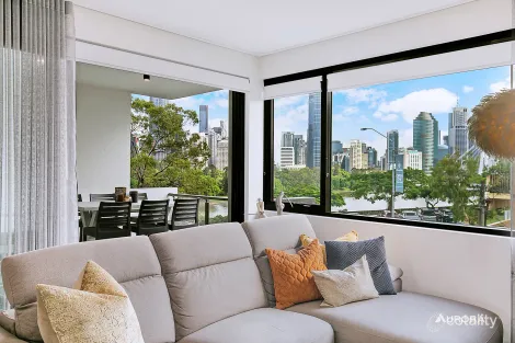 Property photo of 202/98 River Terrace Kangaroo Point QLD 4169