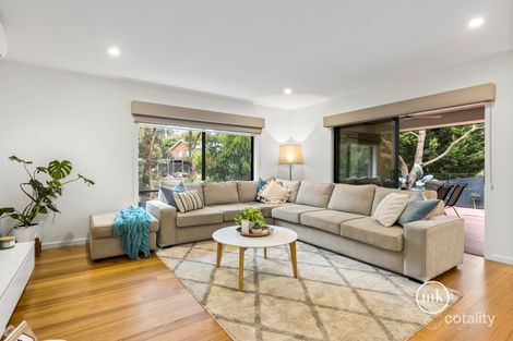 Property photo of 10 White Gum Place Research VIC 3095