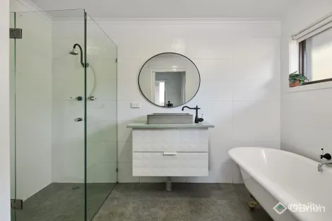 Property photo of 39 Biram Drive Warragul VIC 3820