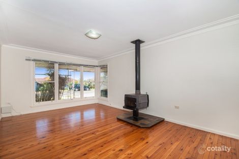 Property photo of 5 Darly Avenue Kanahooka NSW 2530