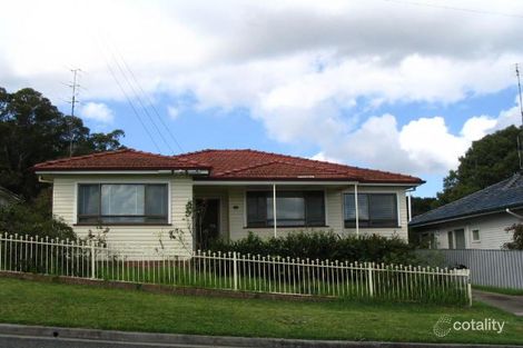 18 Augusta St, Warners Bay, NSW 2282