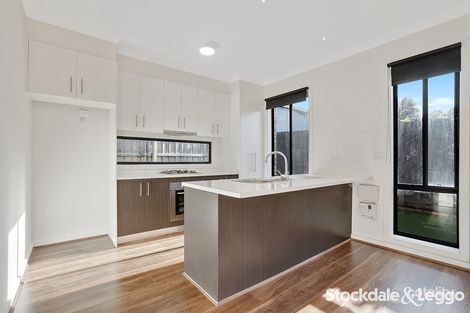 Property photo of 57 Mockridge Drive Mill Park VIC 3082