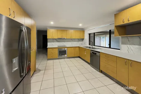 Property photo of 2 Thornhill Crescent Werrington Downs NSW 2747