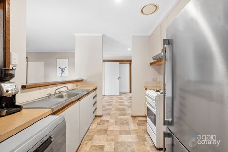 Property photo of 53 Barton Drive Trott Park SA 5158