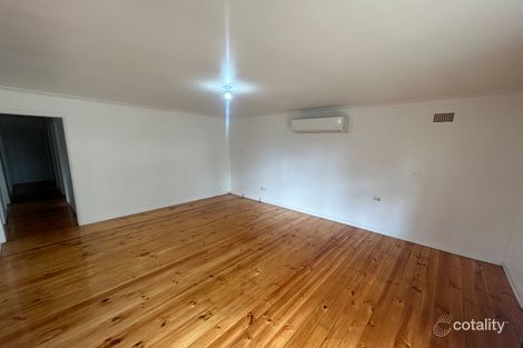 Property photo of 41 Luzon Avenue Lethbridge Park NSW 2770