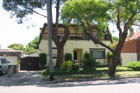 38 Elphinstone St, Cabarita, NSW 2137