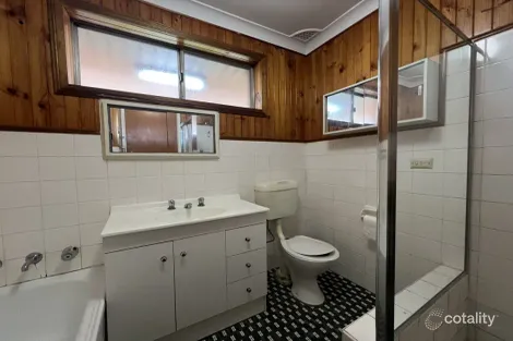 Property photo of 13 Besley Street Cambridge Park NSW 2747