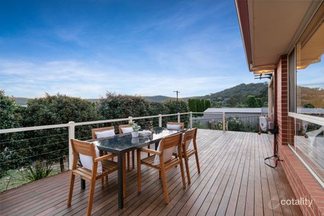 Property photo of 17 Dumbrell Circuit Glenroy NSW 2640