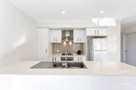 Property photo of 7 Pump House Crescent Clyde VIC 3978