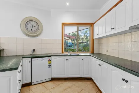 Property photo of 88 Kingfisher Drive Clare SA 5453