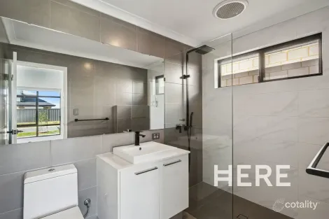 82 Pandora Dr, Jindalee, WA 6036