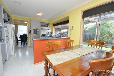 Property photo of 50 Banbury Crescent Craigieburn VIC 3064
