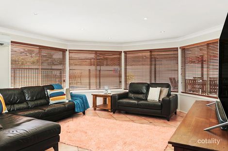 Property photo of 31 Sunnybank Crescent Horsley NSW 2530