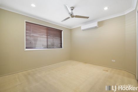 Property photo of 16 Sailfish Avenue Birkdale QLD 4159