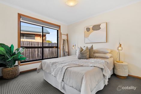 Property photo of 18 Clarence Crescent Rokeby TAS 7019