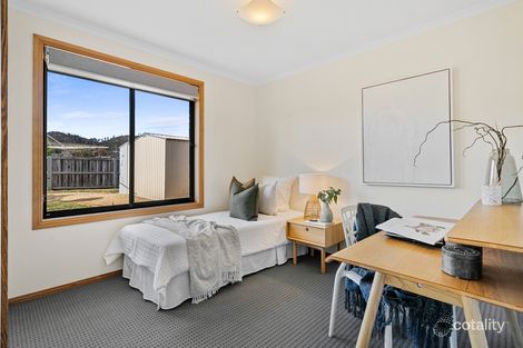 Property photo of 18 Clarence Crescent Rokeby TAS 7019