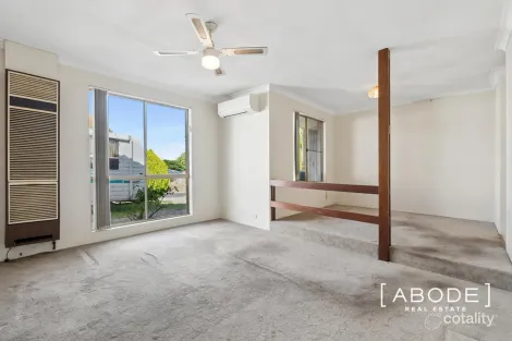Property photo of 9 Bresnahan Place Marangaroo WA 6064