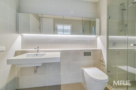 Property photo of 1716/199 William Street Melbourne VIC 3000