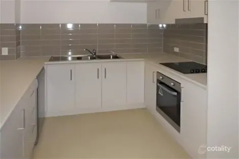 Property photo of 1/70 Marian Street Miles QLD 4415