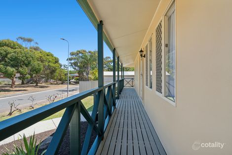 Property photo of 27 Shillabeer Crescent Woodcroft SA 5162