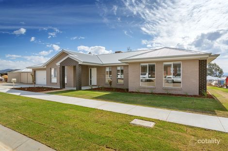 Property photo of 8 Gurney Crescent Wodonga VIC 3690