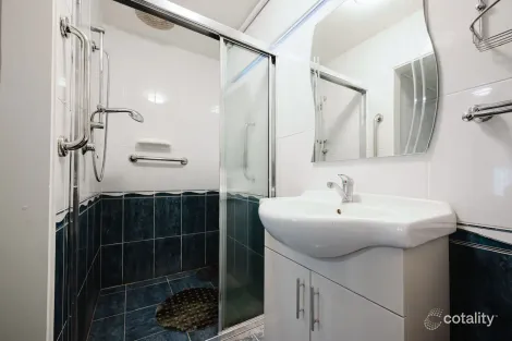 Property photo of 10 Bridge Street East Burra SA 5417