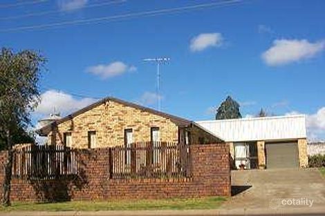 2/72 Hursley Rd, Newtown, QLD 4350