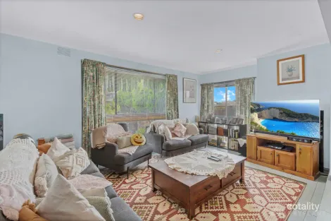 Property photo of 1 Centenary Court Keysborough VIC 3173