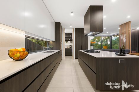 Property photo of 3 Rendlesham Avenue Mount Eliza VIC 3930