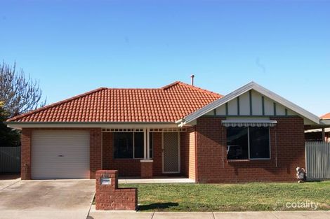 2/1 Fleet St, West Wodonga, VIC 3690