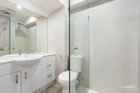 Property photo of 2/695 South Road Bentleigh East VIC 3165