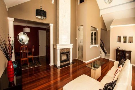 Property photo of 10 Moreton Close Hinchinbrook NSW 2168