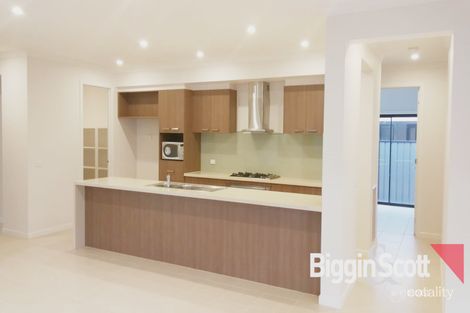 Property photo of 74 Fitzpatrick Circuit Kalkallo VIC 3064