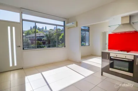 Property photo of 7/4 Hillview Crescent The Hill NSW 2300