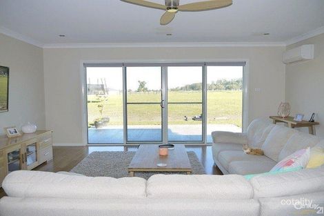 Property photo of 65 Brisbane Grove Paterson NSW 2421