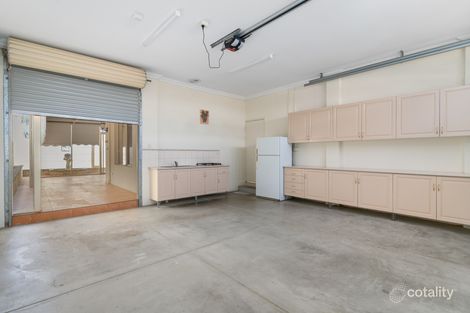Property photo of 65 Batavia Avenue Wannanup WA 6210